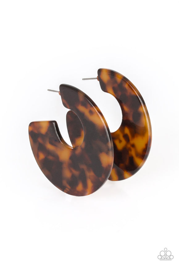 Brushed in a colorful faux marble finish, a flat brown hoop curls around the ear for a retro look. Earring attaches to a standard post fitting. Hoop measures 2